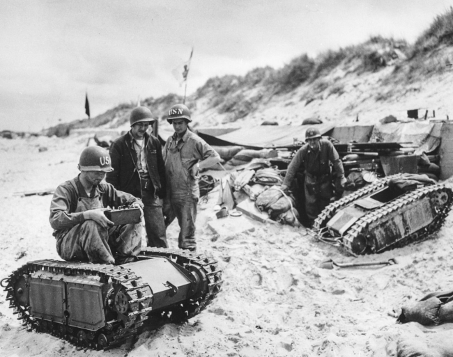 Nazi Almanya'sı tarafından üretilen Goliath, insansız kara araçlarının 'atası' olarak kabul ediliyor.